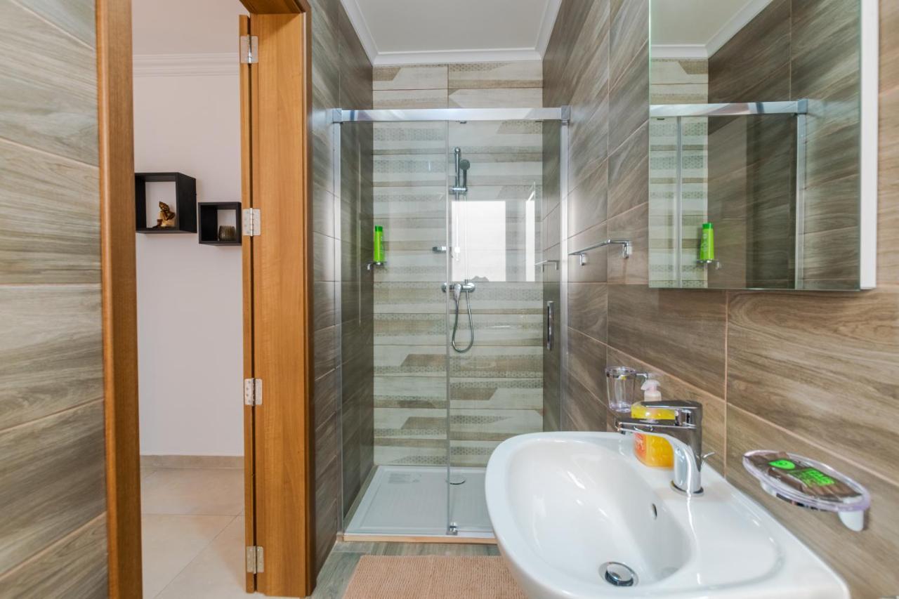 Brand New Apartment 3Bdr 2 Bth H7 เซนต์พอลส์เบย์ ภายนอก รูปภาพ